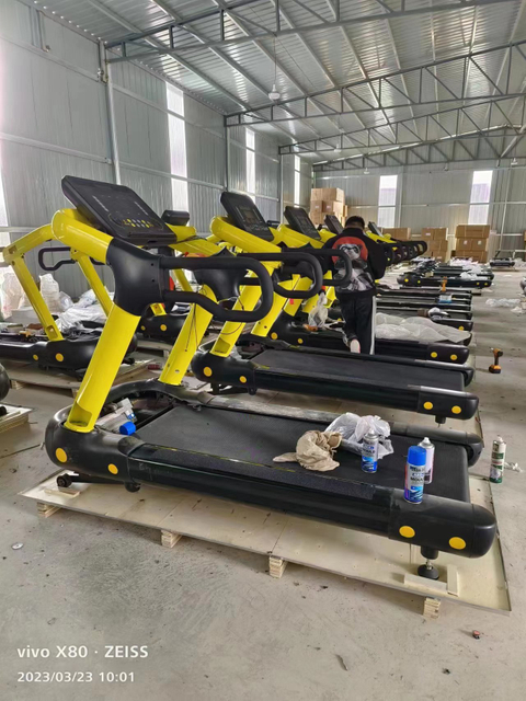 Cinta de correr comercial LED MND-CC31A | Motor de 3HP, pendiente de 0-15% | APTITUD MND