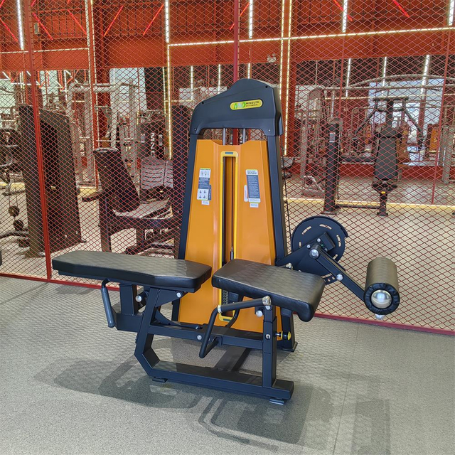 Máquina de extensión y flexión de piernas en decúbito prono MND-F90