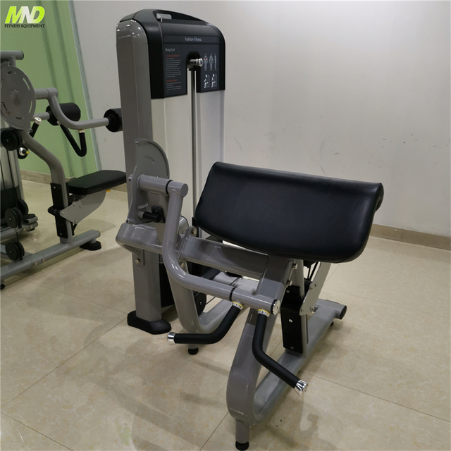 Máquina de curl predicador FF30 | Aislador de bíceps | Estación de flexión de brazos