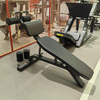 Banco reclinable ajustable F37 | Entrenamiento abdominal | Estación de entrenamiento central