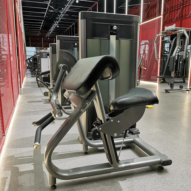 Máquina de curl con inclinación MND-FS30 | Constructor de bíceps con barra EZ | Especialista en curl de brazos